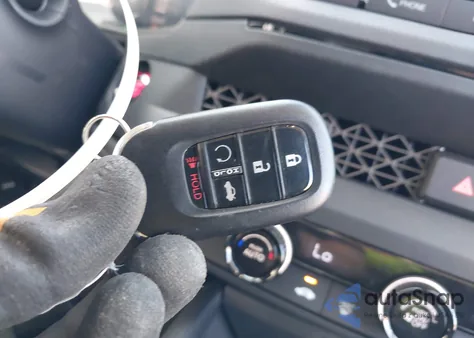 2025 Honda Accord Lx z USA, uszkodzony, nr VIN 1HGCY1F20SA018114